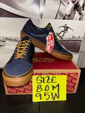 Vans Old Skool sz 8.0 Men’s 9.5 Women’s